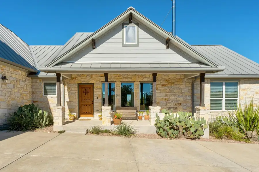 2121 Martin Rd, Dripping Springs, TX 78620 - #2