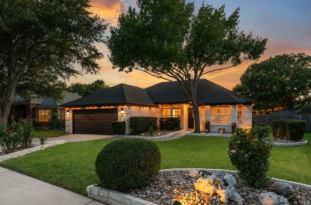 2621 Goldfinch Dr, Cedar Park, TX 78613 - #1