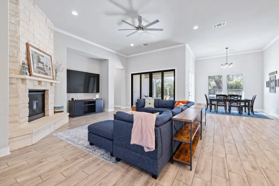 805 Gipper Ln, Leander, TX 78641 - Image #2