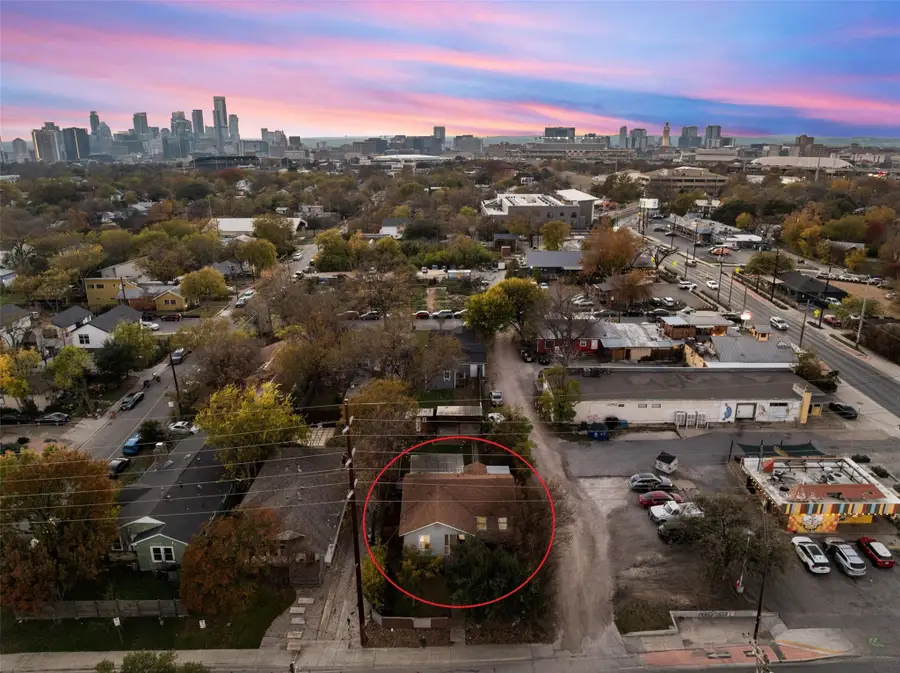 2204 Chestnut Ave, Austin, TX 78722 - Image #2