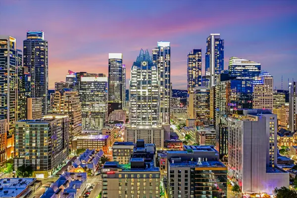 555 E 5th St #2826, Austin, TX 78701