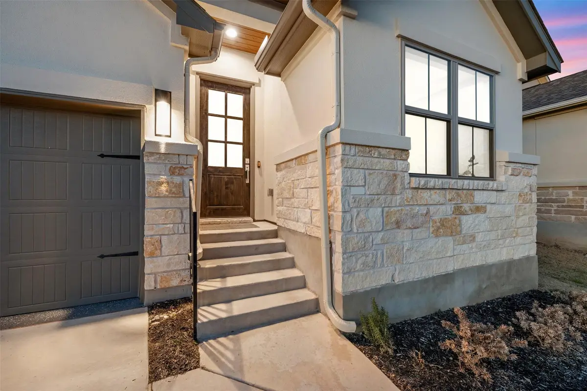 418 Raleigh Dr, Georgetown, TX 78633 - #1