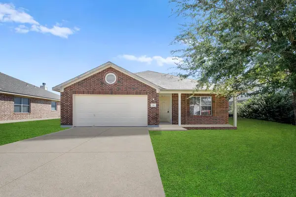 114 Gainer Dr, Hutto, TX 78634
