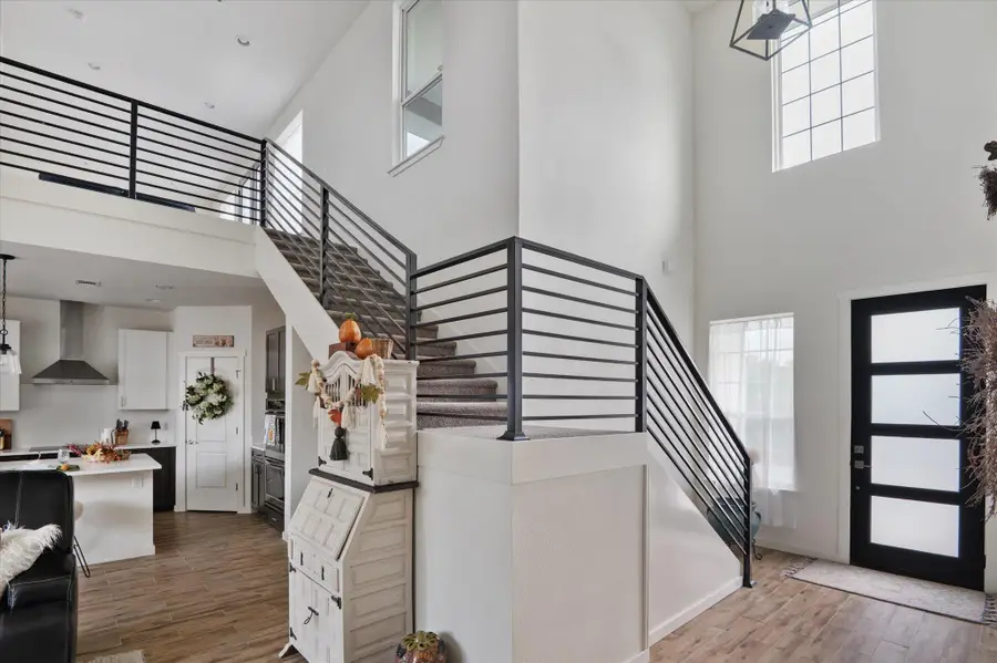 136 W Castlebriar Dr, Granite Shoals, TX 78654 - Image #3