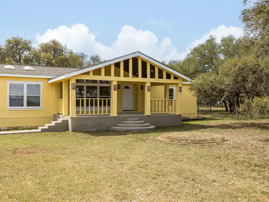 1547 Lost Trl, New Braunfels, TX 78132 - #2