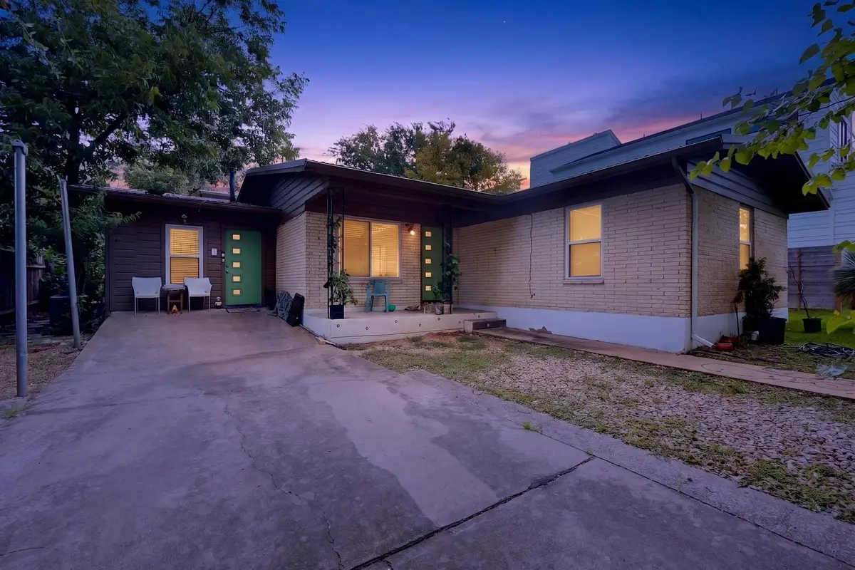108 W Croslin St #A & B, Austin, TX 78752 - #1