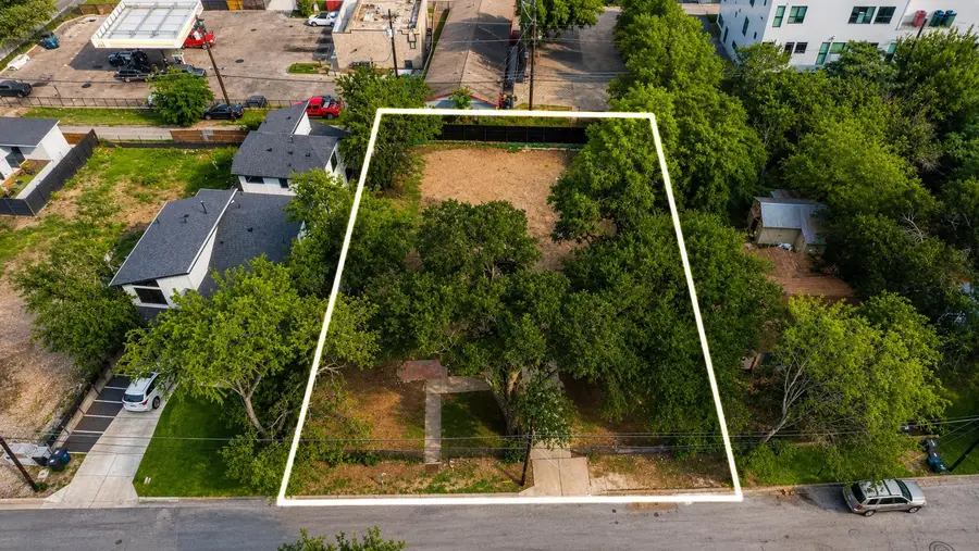 2101 E 8th St, Austin, TX 78702 - #2