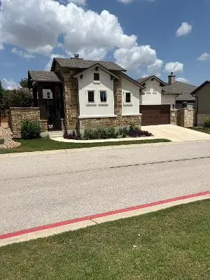 405 Skyflower Dr #V, Georgetown, TX 78628