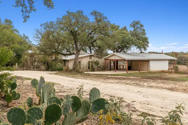 3217 32, San Marcos, TX 78666