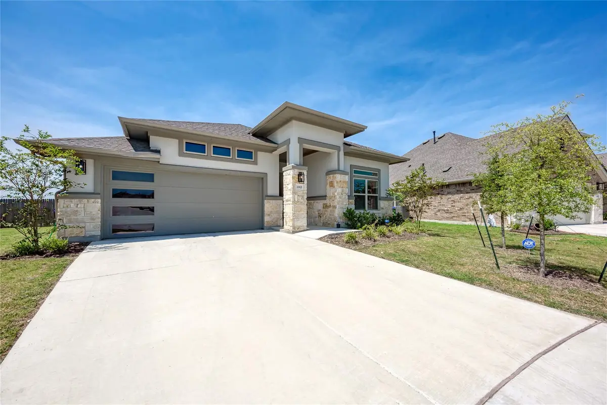 20821 Schuster St, Manor, TX 78653 - #1