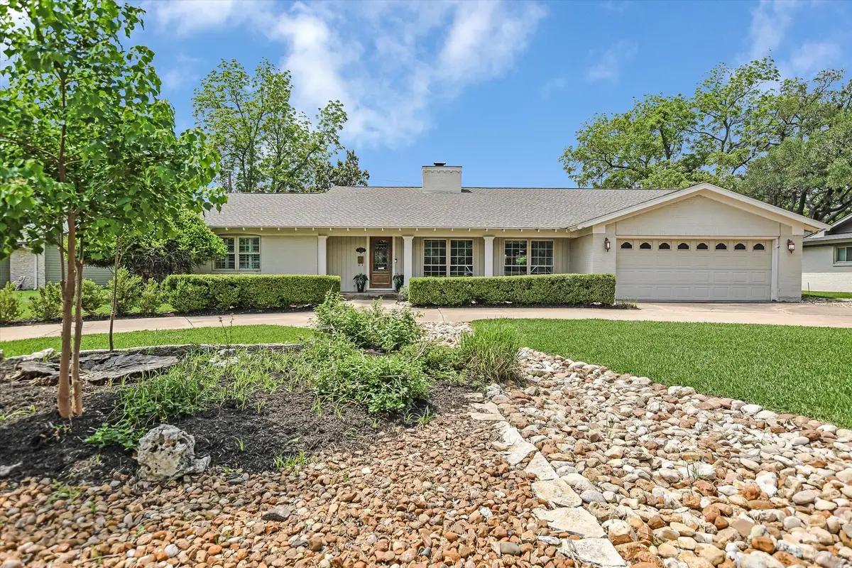 4011 N Hills Dr, Austin, TX 78731 - #1