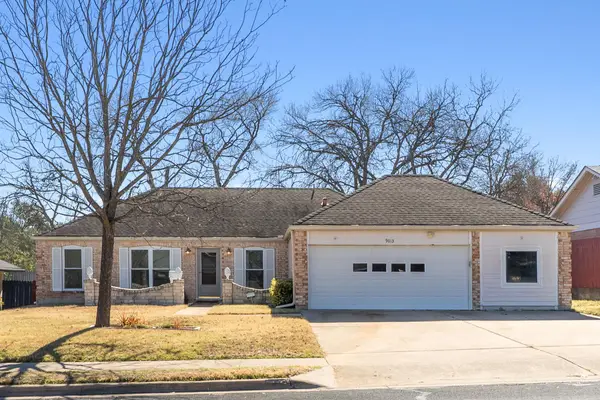9013 Collinfield Dr, Austin, TX 78758