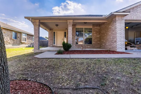 1111 Burgess Dr, Leander, TX 78641