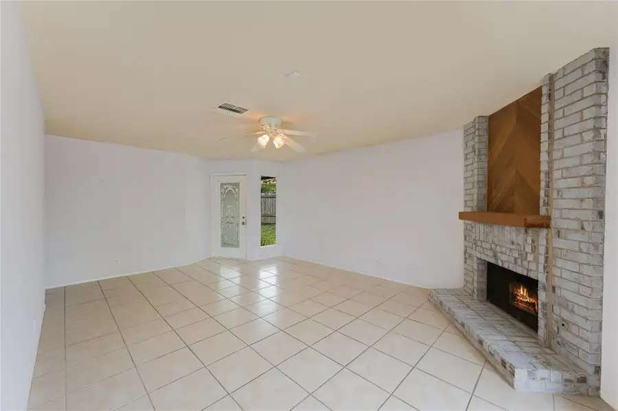 2605 W Stassney Ln #B, Austin, TX 78745 - #3
