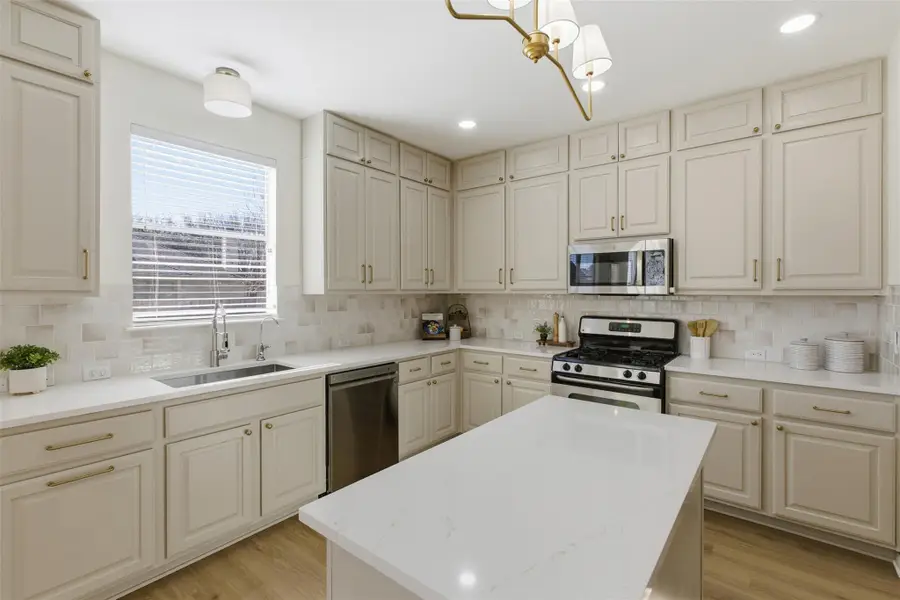 1502 Summercrest Blvd, Georgetown, TX 78626 - Image #3