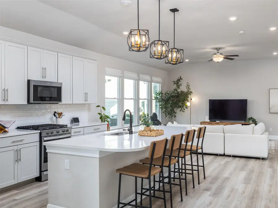167 Victoria Peak Loop, Dripping Springs, TX 78620 - #2