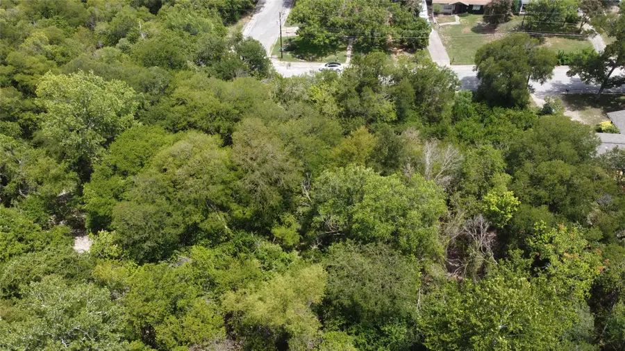 2502 Douglas St, Austin, TX 78741 - #2