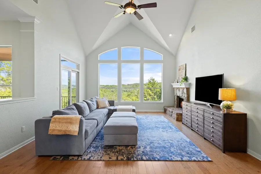 19200 White Horse Cv, Spicewood, TX 78669 - Image #3