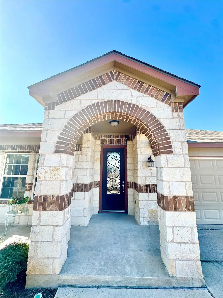 413 Gettysburg Loop, Elgin, TX 78621 - Image #3