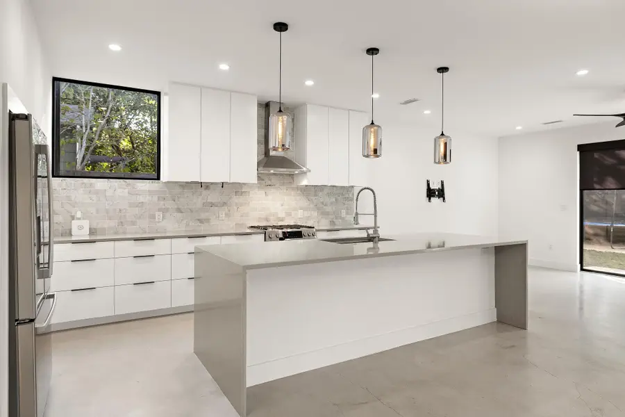 2935 Pannell St, Austin, TX 78722 - #3