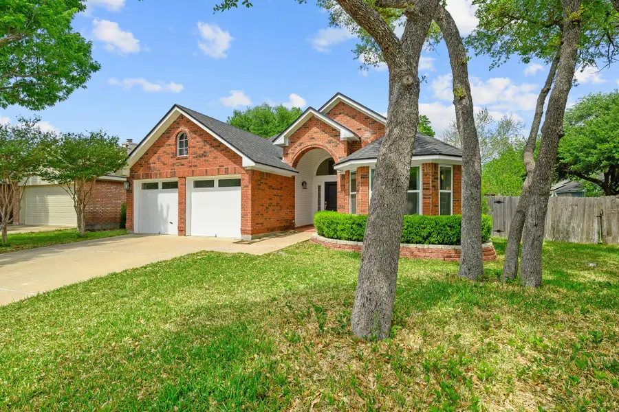 16920 E Dorman Dr, Round Rock, TX 78681 - #2