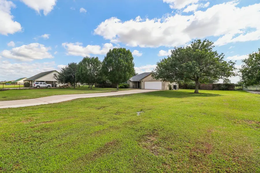 1022 Barbarosa Rd, New Braunfels, TX 78130 - #3