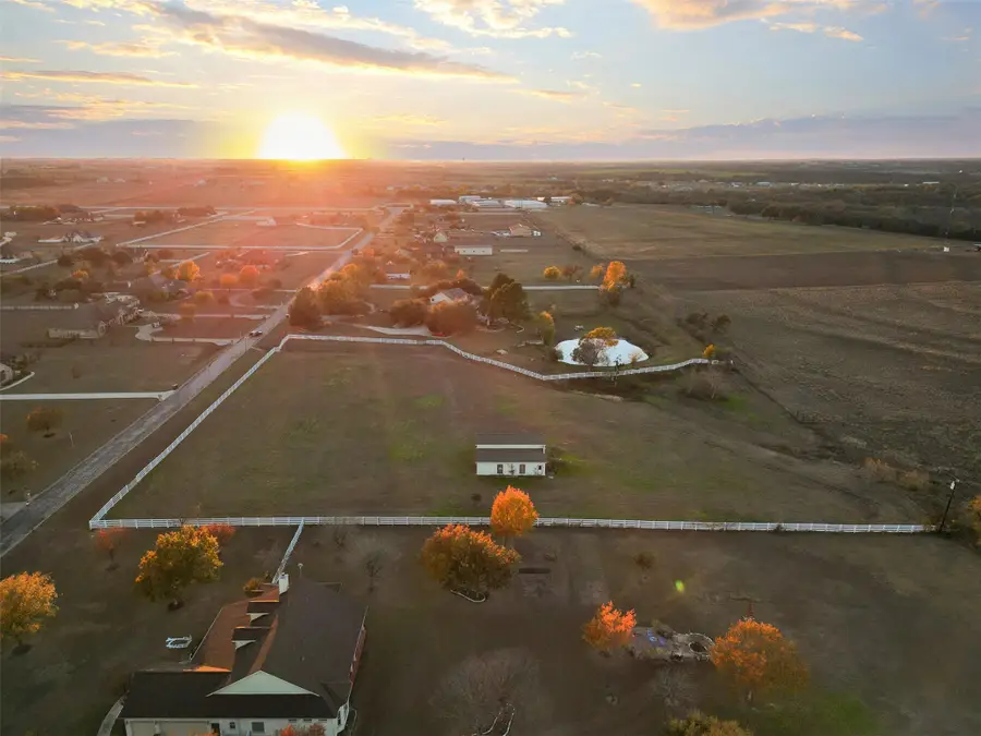 233 Courtnees Way, Georgetown, TX 78626 - Image #3