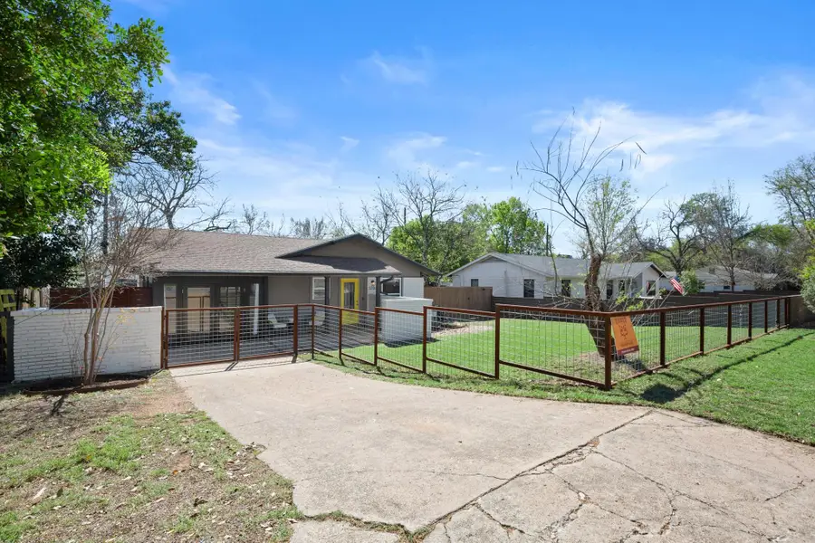 3203 South Oak Dr, Austin, TX 78704 - #2