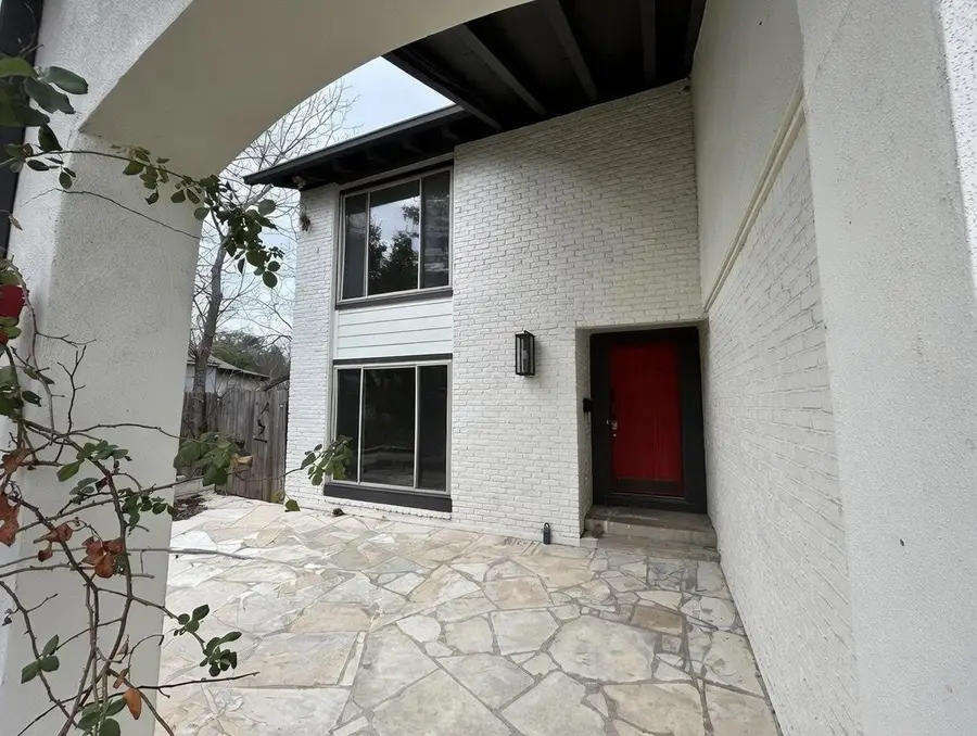 9010 Quail Creek Dr, Austin, TX 78758 - Image #2