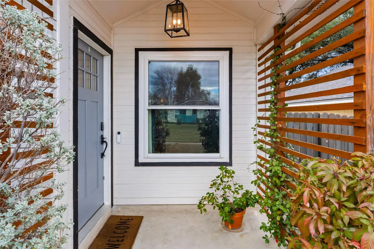 1822 Rainy Meadows Dr, Austin, TX 78758 - Image #1