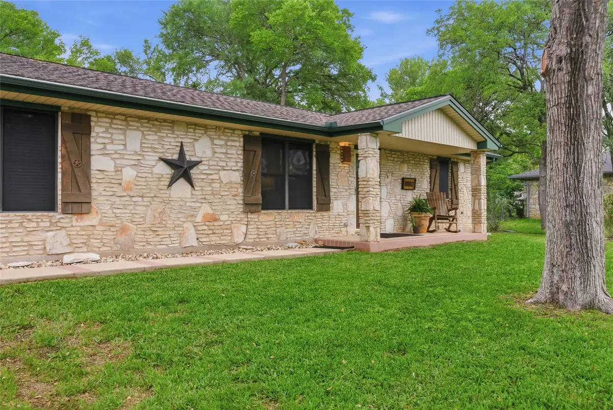 11102 Salado Springs Cir, Salado, TX 76571 - #1