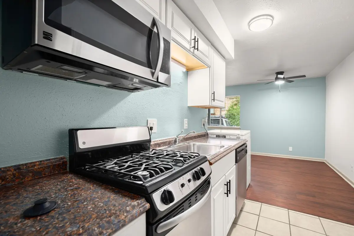 1010 W 23rd St, Austin, TX 78705 - #1