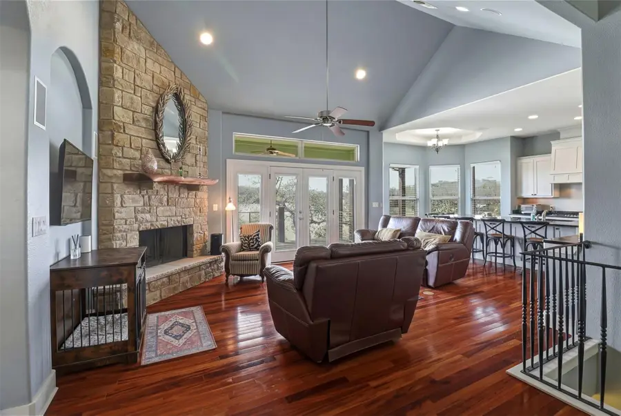 320 Park Ln, Burnet, TX 78611 - #3