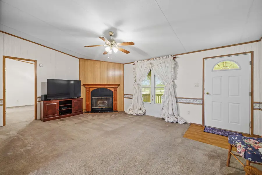 1210 Thousand Oaks Trl, Liberty Hill, TX 78642 - #3