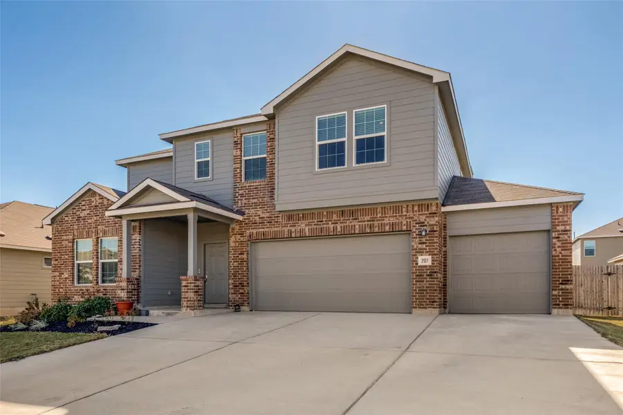 207 Otter Rd, Kyle, TX 78640 - Image #2