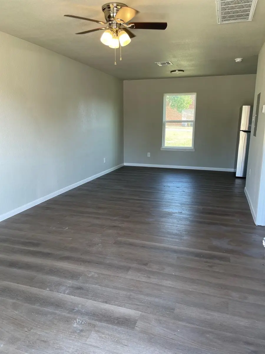 606 Sunset Ln #A-B, Copperas Cove, TX 76522 - #2
