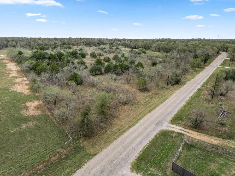 264 Mesquite Dr #A, Cedar Creek, TX 78612 - Image #3