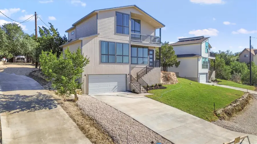 10113 Longhorn Skwy, Dripping Springs, TX 78620 - Image #2