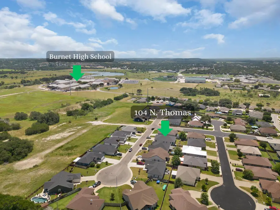 104 N Thomas Cv, Burnet, TX 78611 - Image #2