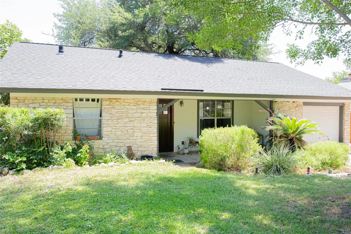 902 Austin Highlands Blvd, Austin, TX 78745 - #1