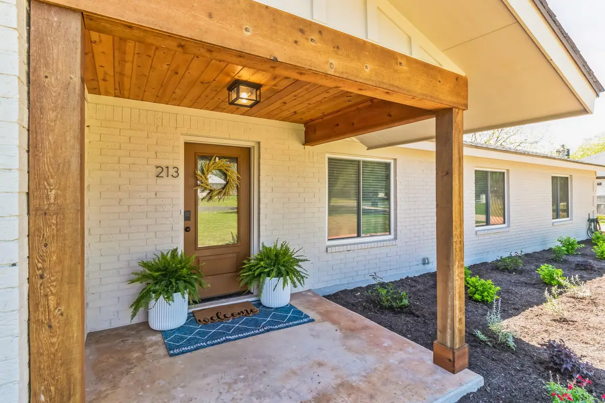 213 Clear Springs Rd, Georgetown, TX 78628 - #1