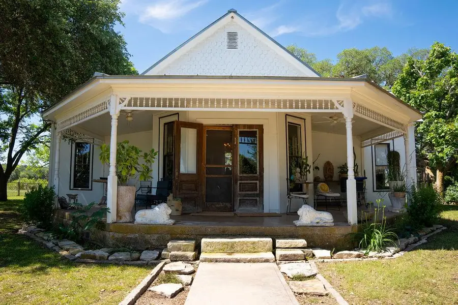 1294 Crabapple Rd, Blanco, TX 78606 - #2