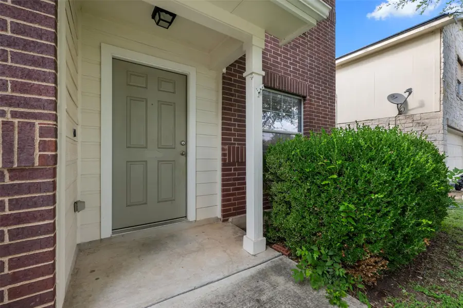 906 Indian Meadow Dr, Georgetown, TX 78626 - #3