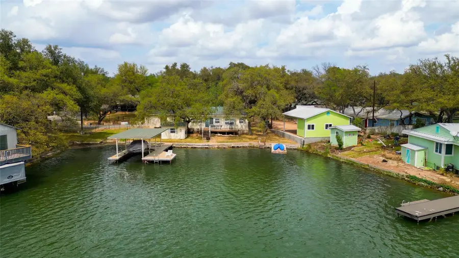 1833 Highland Dr, Marble Falls, TX 78654 - #2