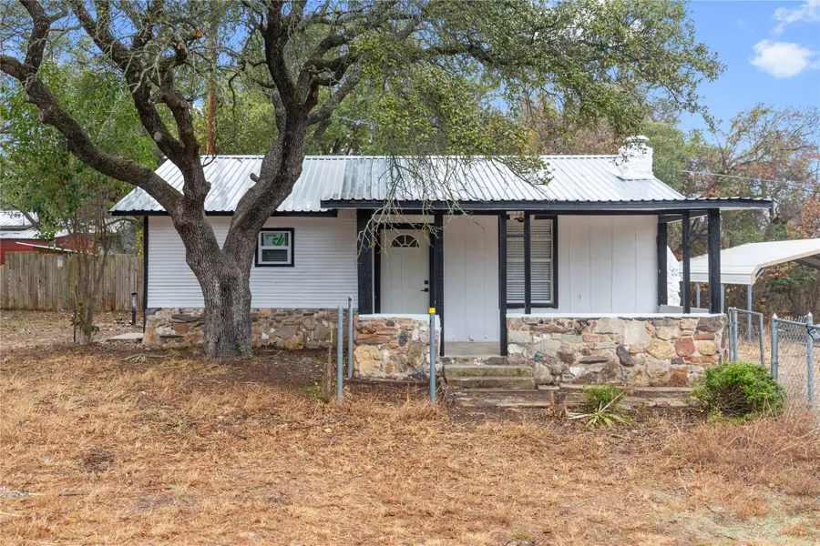 6916 Clover Leaf Dr, Brownwood, TX 76801 - #2