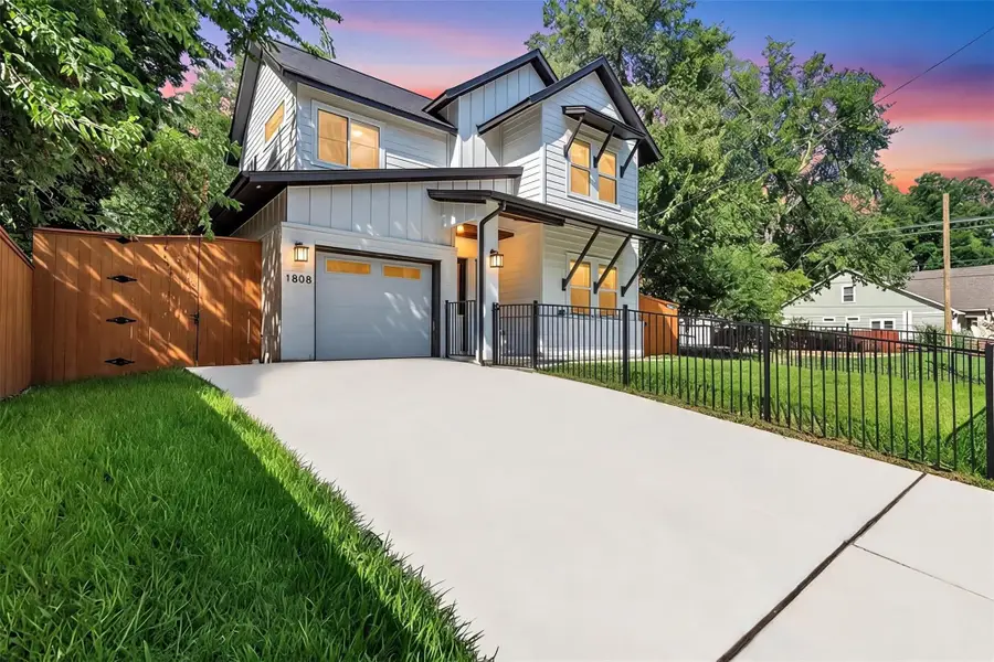 1808 Holly St, Austin, TX 78702 - #3
