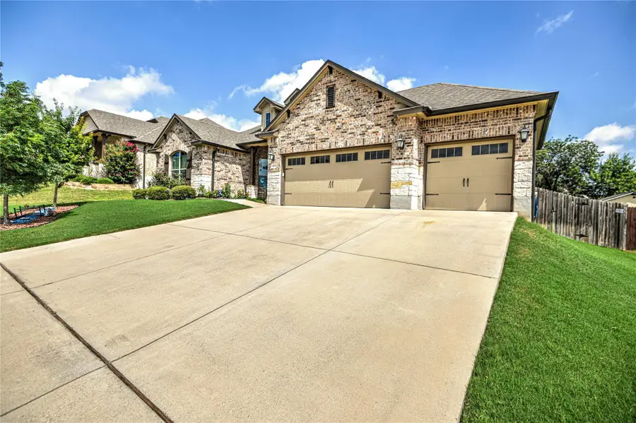 4402 Guildford Dr, Belton, TX 76513 - Image #3