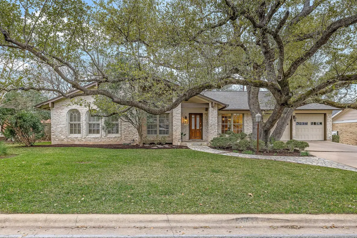 4303 Endcliffe Dr, Austin, TX 78731 - Image #1