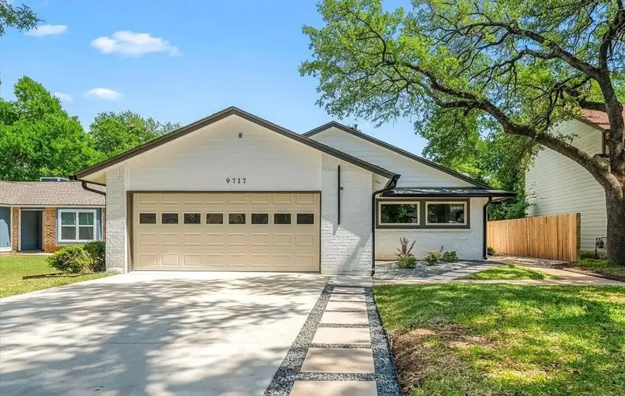 9717 Anderson Village Dr, Austin, TX 78729 - Image #2