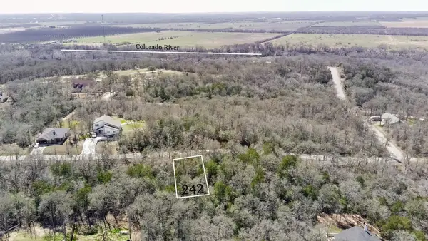 242 Iva Ln, Bastrop, TX 78602